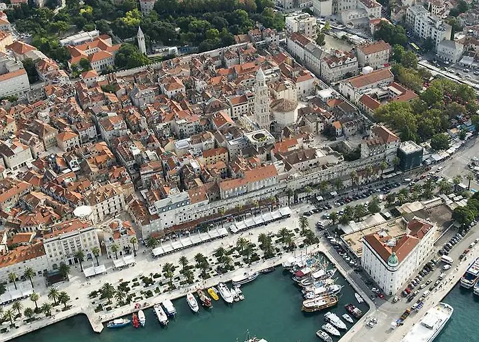 公寓 Pizzybondo 斯普利特